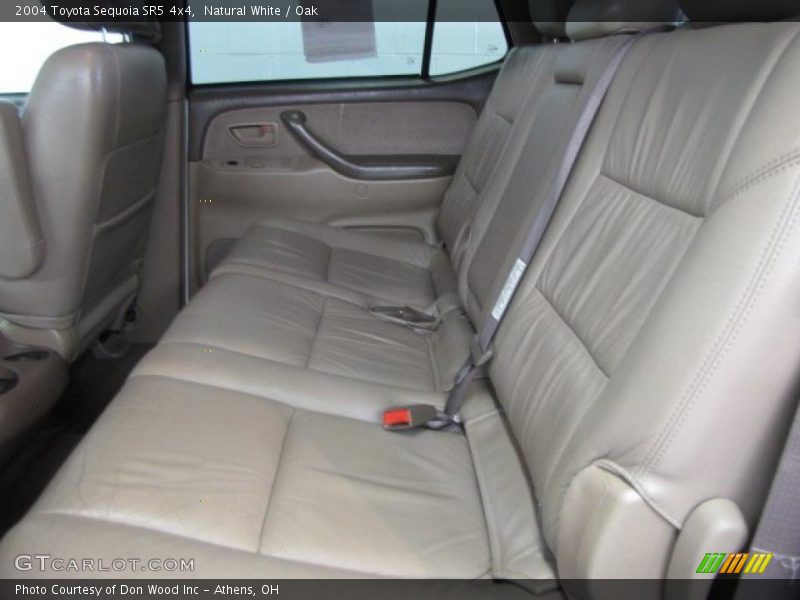 Natural White / Oak 2004 Toyota Sequoia SR5 4x4