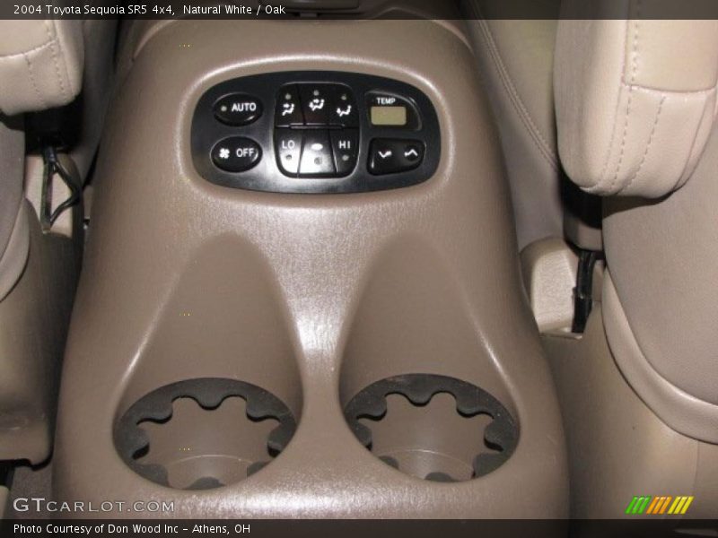 Natural White / Oak 2004 Toyota Sequoia SR5 4x4