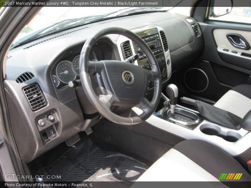 Tungsten Grey Metallic / Black/Light Parchment 2007 Mercury Mariner Luxury 4WD
