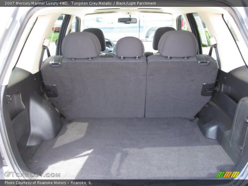Tungsten Grey Metallic / Black/Light Parchment 2007 Mercury Mariner Luxury 4WD
