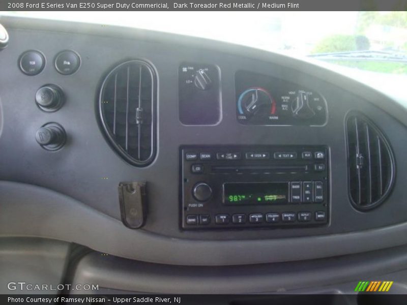 Controls of 2008 E Series Van E250 Super Duty Commericial