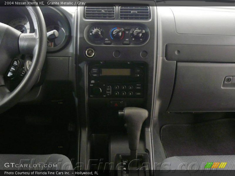 Granite Metallic / Gray 2004 Nissan Xterra XE