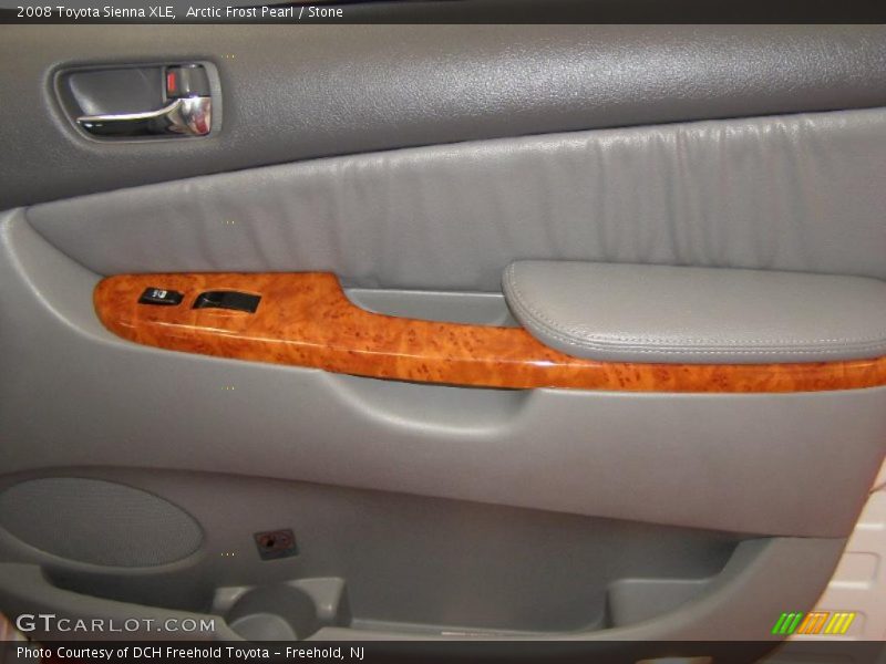 Arctic Frost Pearl / Stone 2008 Toyota Sienna XLE