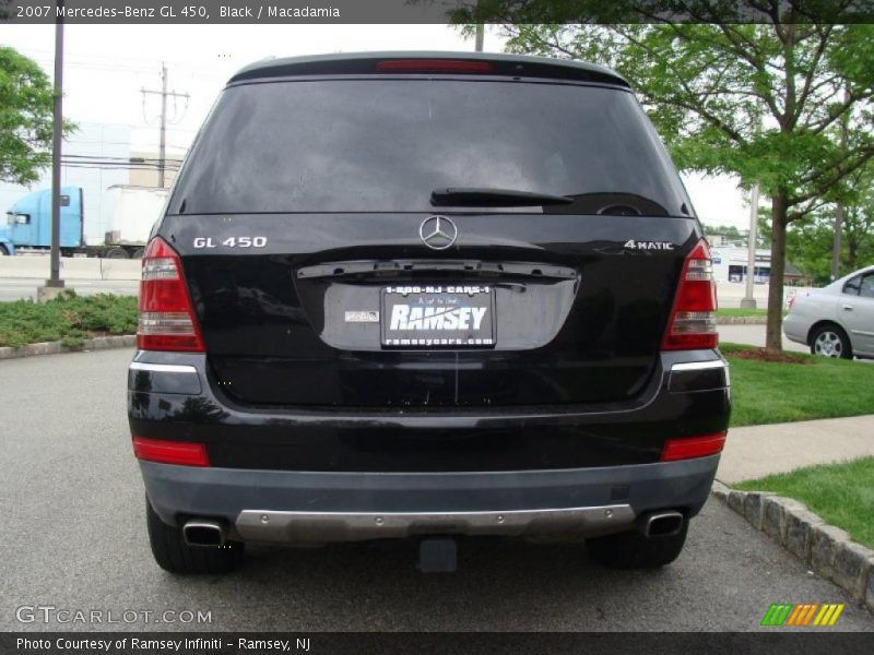 Black / Macadamia 2007 Mercedes-Benz GL 450