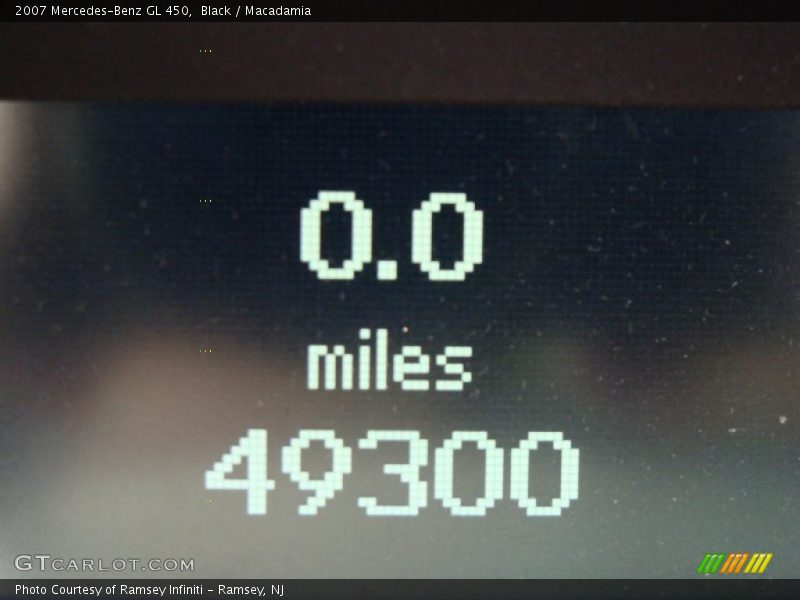 Black / Macadamia 2007 Mercedes-Benz GL 450