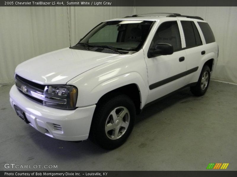 Summit White / Light Gray 2005 Chevrolet TrailBlazer LS 4x4