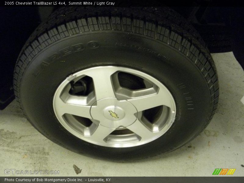 Summit White / Light Gray 2005 Chevrolet TrailBlazer LS 4x4