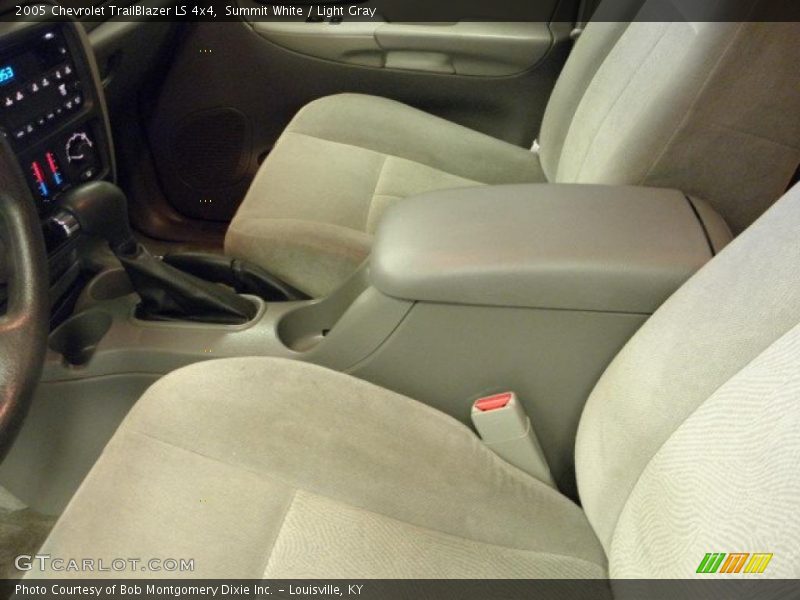 Summit White / Light Gray 2005 Chevrolet TrailBlazer LS 4x4