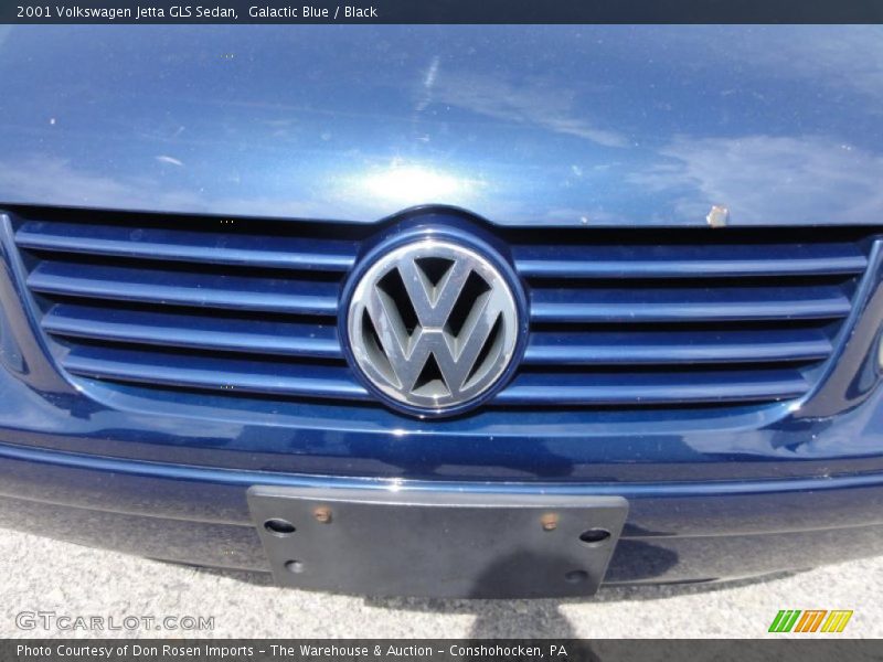 Galactic Blue / Black 2001 Volkswagen Jetta GLS Sedan