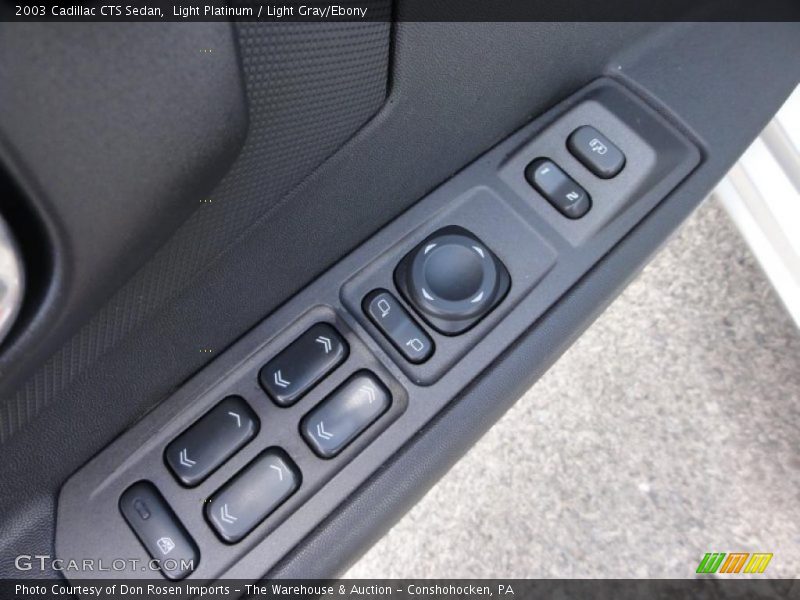 Light Platinum / Light Gray/Ebony 2003 Cadillac CTS Sedan