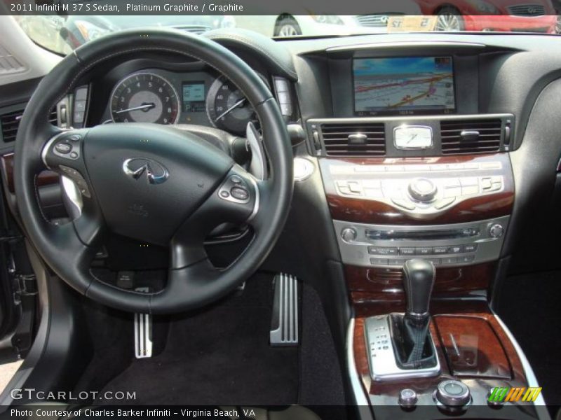 Dashboard of 2011 M 37 S Sedan