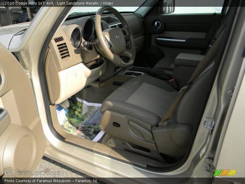 Light Sandstone Metallic / Khaki 2010 Dodge Nitro SXT 4x4