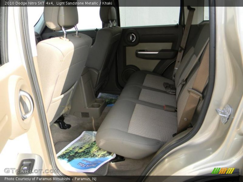 Light Sandstone Metallic / Khaki 2010 Dodge Nitro SXT 4x4