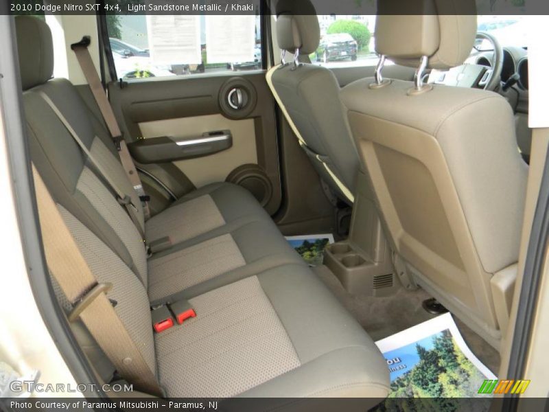 Light Sandstone Metallic / Khaki 2010 Dodge Nitro SXT 4x4