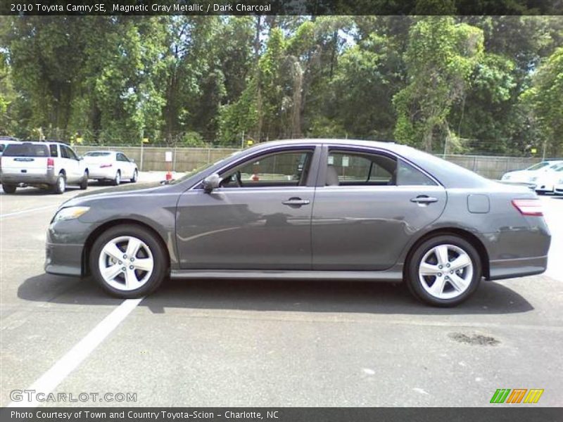 Magnetic Gray Metallic / Dark Charcoal 2010 Toyota Camry SE