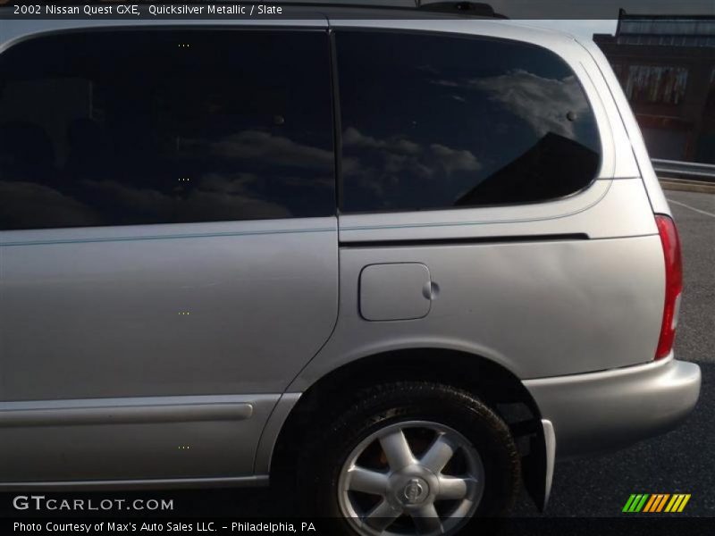 Quicksilver Metallic / Slate 2002 Nissan Quest GXE