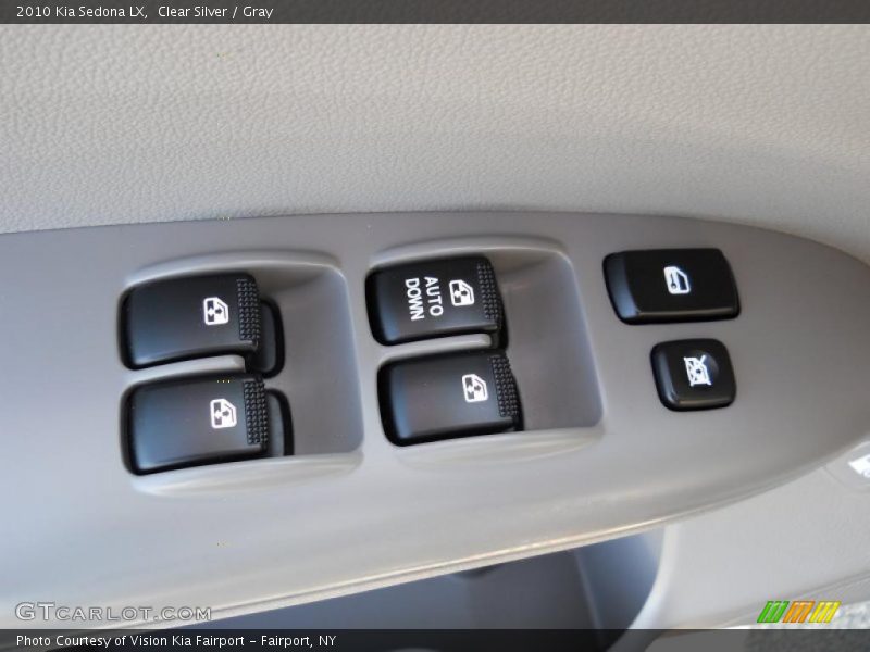 Clear Silver / Gray 2010 Kia Sedona LX