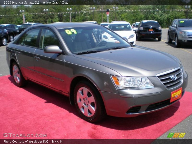 Willow Gray / Gray 2009 Hyundai Sonata GLS