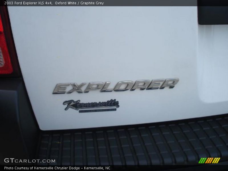 Oxford White / Graphite Grey 2003 Ford Explorer XLS 4x4