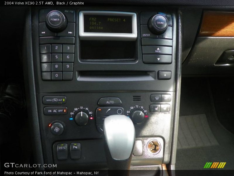 Black / Graphite 2004 Volvo XC90 2.5T AWD