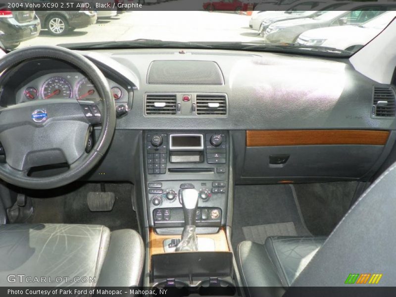 Black / Graphite 2004 Volvo XC90 2.5T AWD