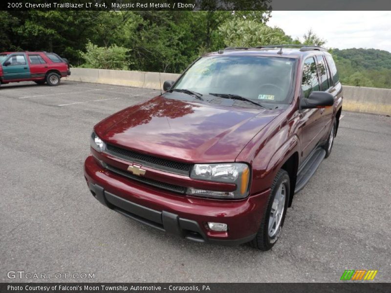 Majestic Red Metallic / Ebony 2005 Chevrolet TrailBlazer LT 4x4