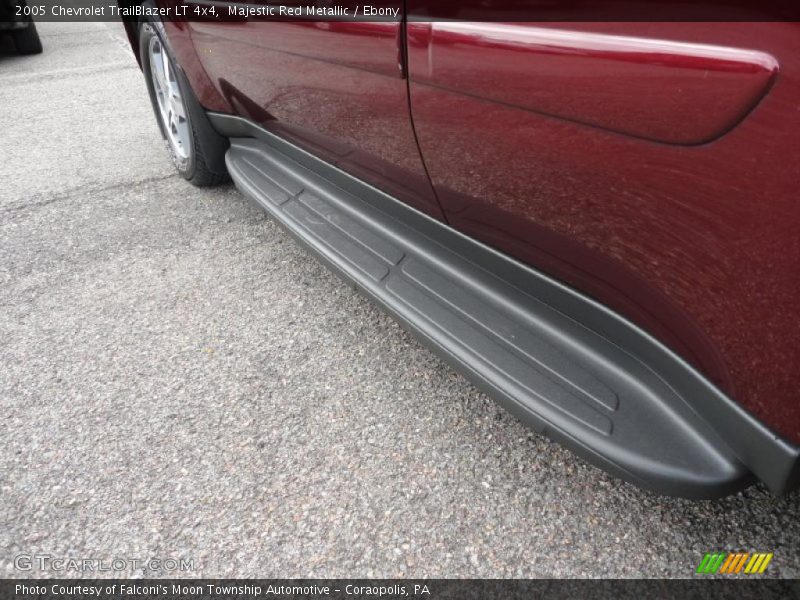 Majestic Red Metallic / Ebony 2005 Chevrolet TrailBlazer LT 4x4
