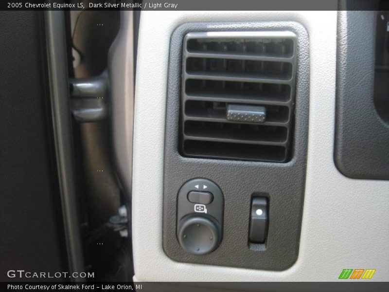 Dark Silver Metallic / Light Gray 2005 Chevrolet Equinox LS
