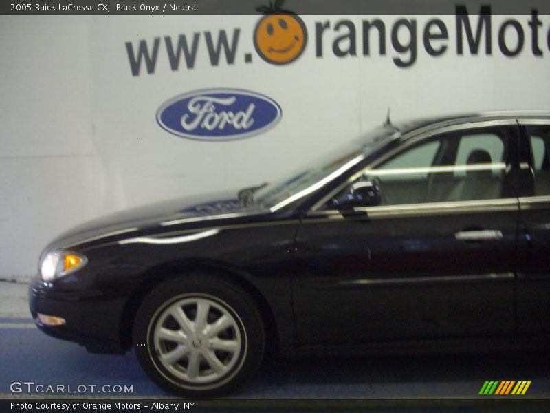 Black Onyx / Neutral 2005 Buick LaCrosse CX