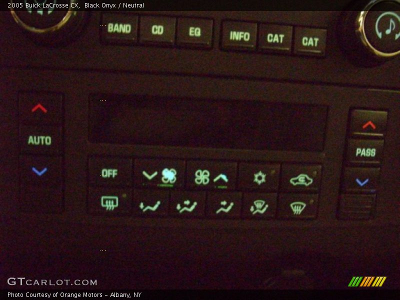 Black Onyx / Neutral 2005 Buick LaCrosse CX