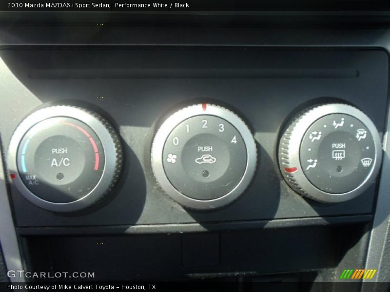 Performance White / Black 2010 Mazda MAZDA6 i Sport Sedan