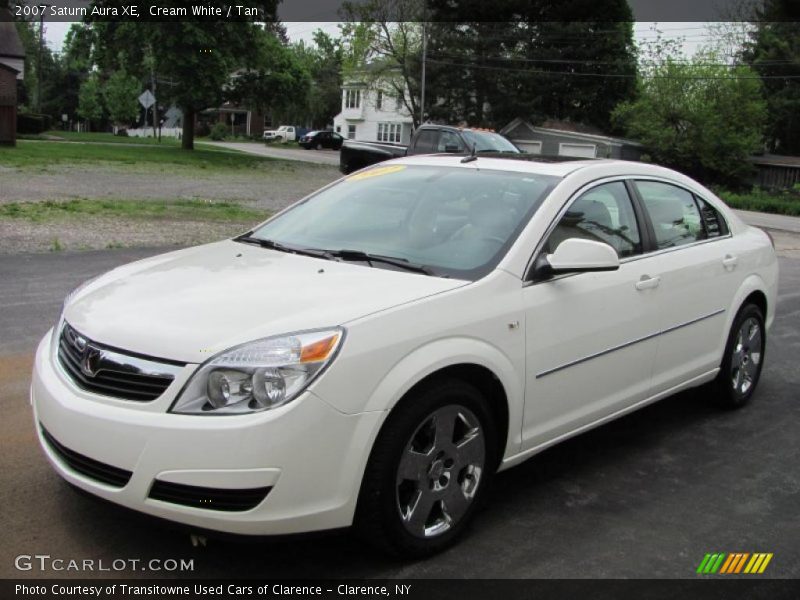 Cream White / Tan 2007 Saturn Aura XE