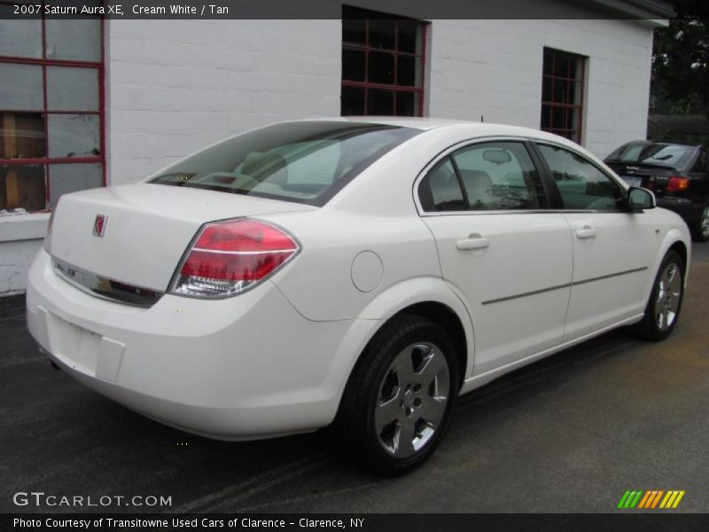 Cream White / Tan 2007 Saturn Aura XE