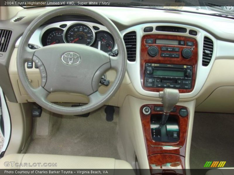 Super White / Ivory 2004 Toyota Highlander Limited V6 4WD