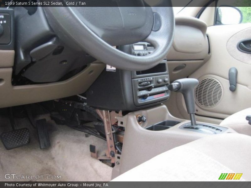 Gold / Tan 1999 Saturn S Series SL2 Sedan