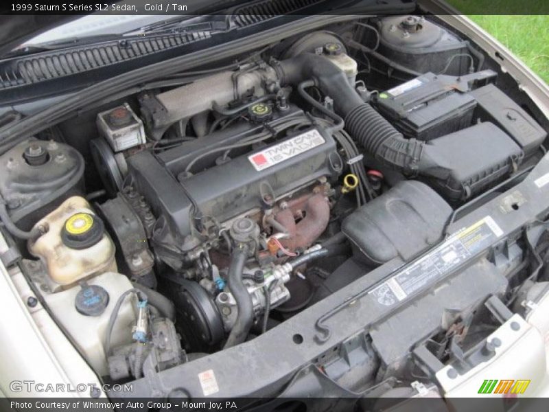 Gold / Tan 1999 Saturn S Series SL2 Sedan