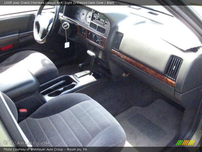Light Driftwood Satin Glow / Black 1998 Jeep Grand Cherokee Laredo 4x4