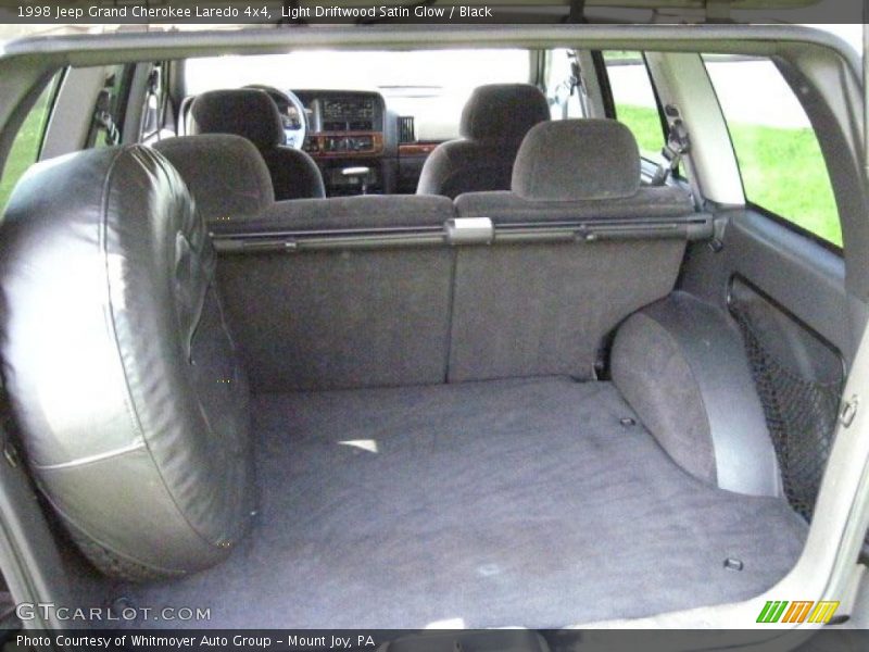  1998 Grand Cherokee Laredo 4x4 Trunk