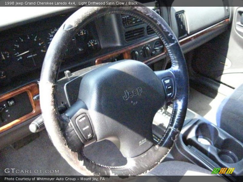 Light Driftwood Satin Glow / Black 1998 Jeep Grand Cherokee Laredo 4x4