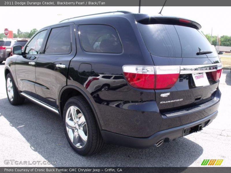 Blackberry Pearl / Black/Tan 2011 Dodge Durango Citadel