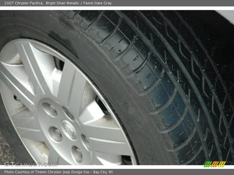 Bright Silver Metallic / Pastel Slate Gray 2007 Chrysler Pacifica