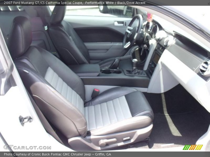  2007 Mustang GT/CS California Special Coupe Black/Dove Accent Interior