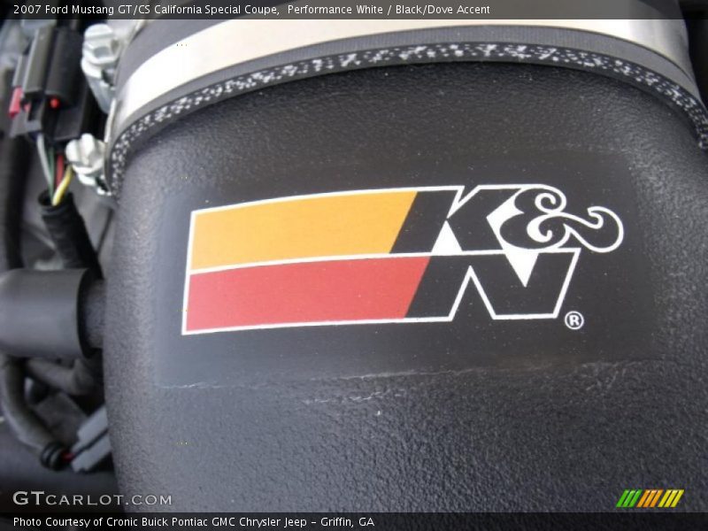 Performance White / Black/Dove Accent 2007 Ford Mustang GT/CS California Special Coupe