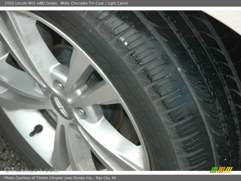 White Chocolate Tri-Coat / Light Camel 2009 Lincoln MKS AWD Sedan