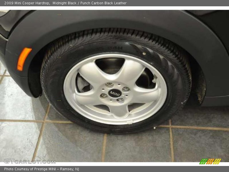 Midnight Black / Punch Carbon Black Leather 2009 Mini Cooper Hardtop