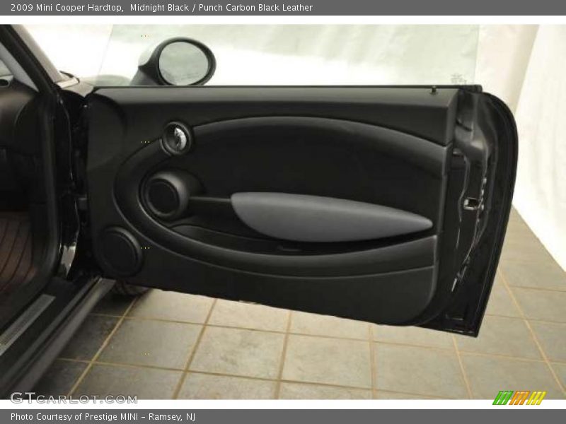 Midnight Black / Punch Carbon Black Leather 2009 Mini Cooper Hardtop