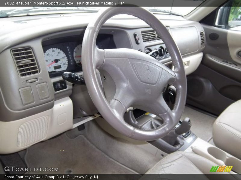  2002 Montero Sport XLS 4x4 Tan Interior