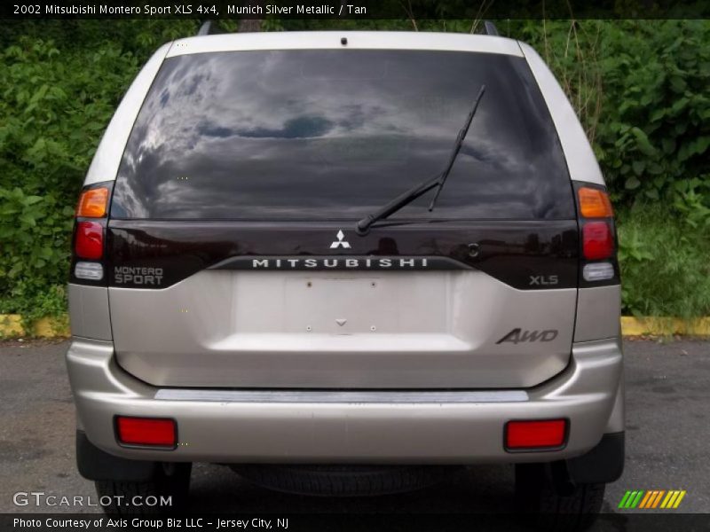 Munich Silver Metallic / Tan 2002 Mitsubishi Montero Sport XLS 4x4