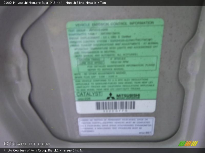 Munich Silver Metallic / Tan 2002 Mitsubishi Montero Sport XLS 4x4