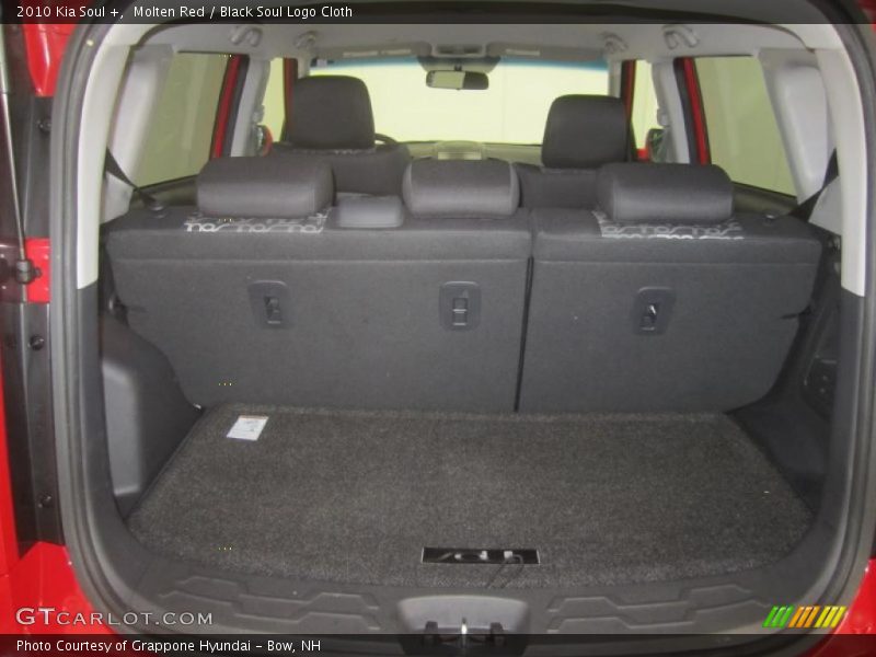 Molten Red / Black Soul Logo Cloth 2010 Kia Soul +